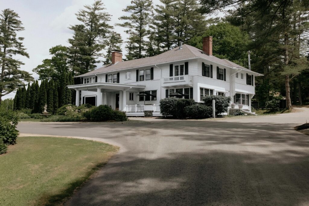 Van Horn Estate, New Hampshire Wedding Photographer, New Hampshire Wedding Venues, New England Wedding Venues