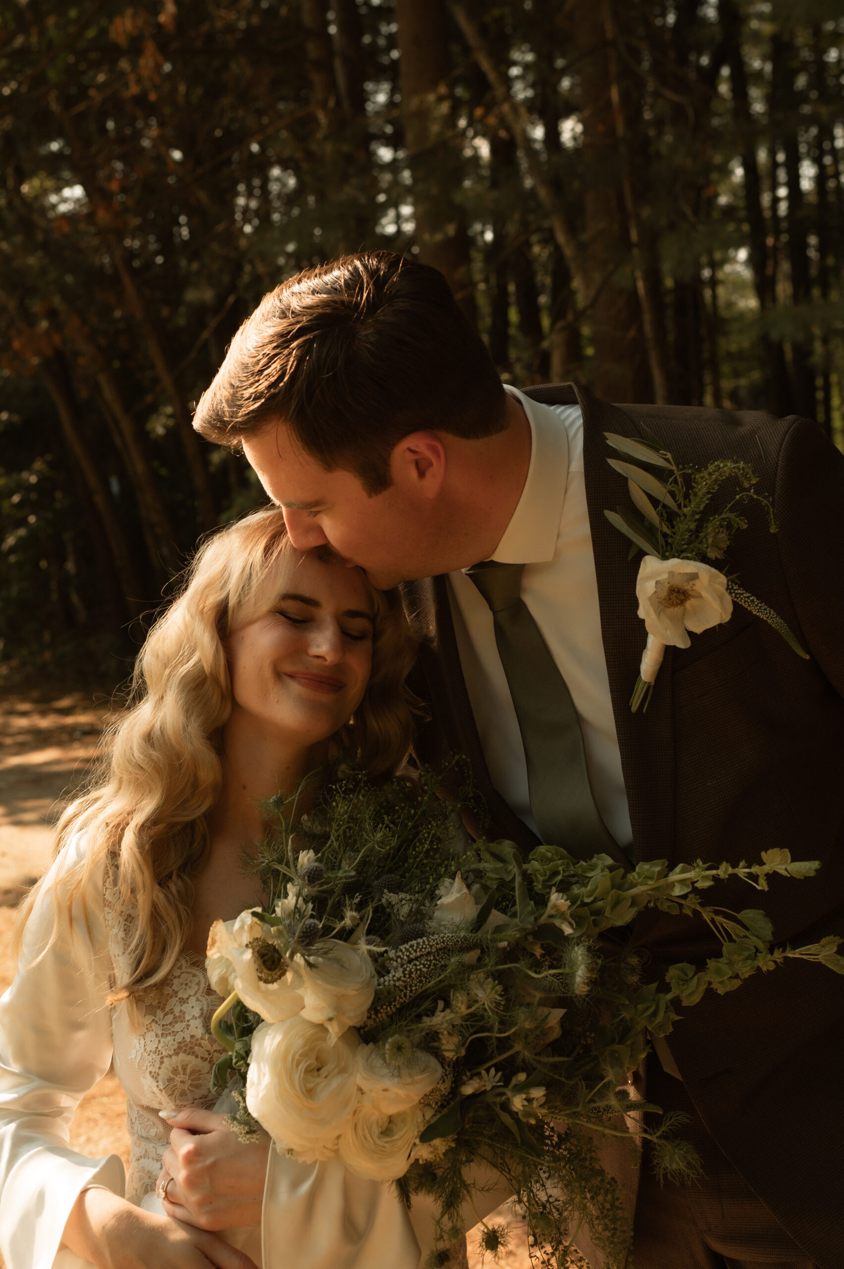 Alvirne Chapel wedding
Alvirne Chapel Hudson NH wedding
New Hampshire wedding photographer
Hudson NH wedding venue
New England wedding photographer
Intimate wedding New Hampshire
Historic wedding venue New Hampshire